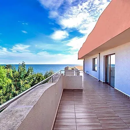 Capri Hotel 3*