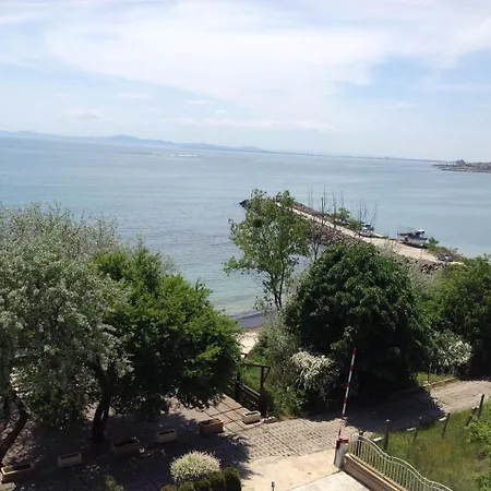 Capri Готель 3*