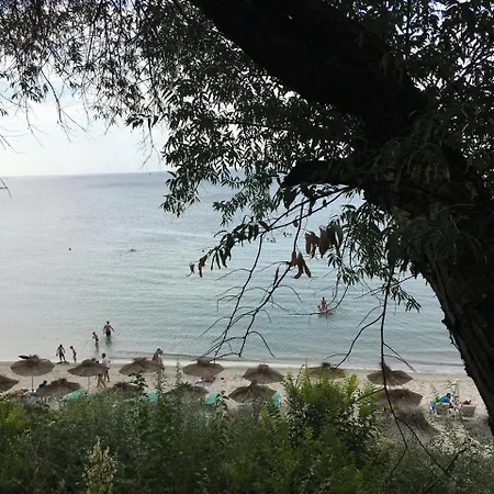 Готель Capri